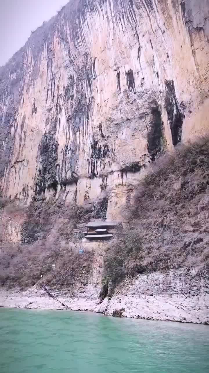 曾经沧海难为水，除却巫山不是云。巫山小三峡，藏在巴山楚水间的梦幻仙境，每一寸风光都镌刻着诗意，每一次呼吸都满是自然的馈赠。#重庆市巫山小三峡