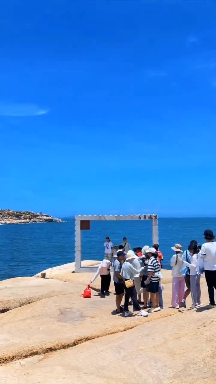 祖国大陆距离台湾最近的地方，68海里小镇猴研岛，由猴研岛，研后岛，限山岛，三个岛组成，被（国家地理）评为中国最美海岛！#平潭68海里景区