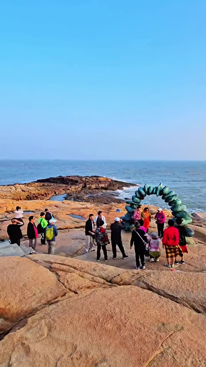 祖国大陆距离台湾最近的地方，68海里小镇猴研岛，由猴研岛，研后岛，限山岛，三个岛组成，被（国家地理）评为中国最美海岛！#平潭68海里景区