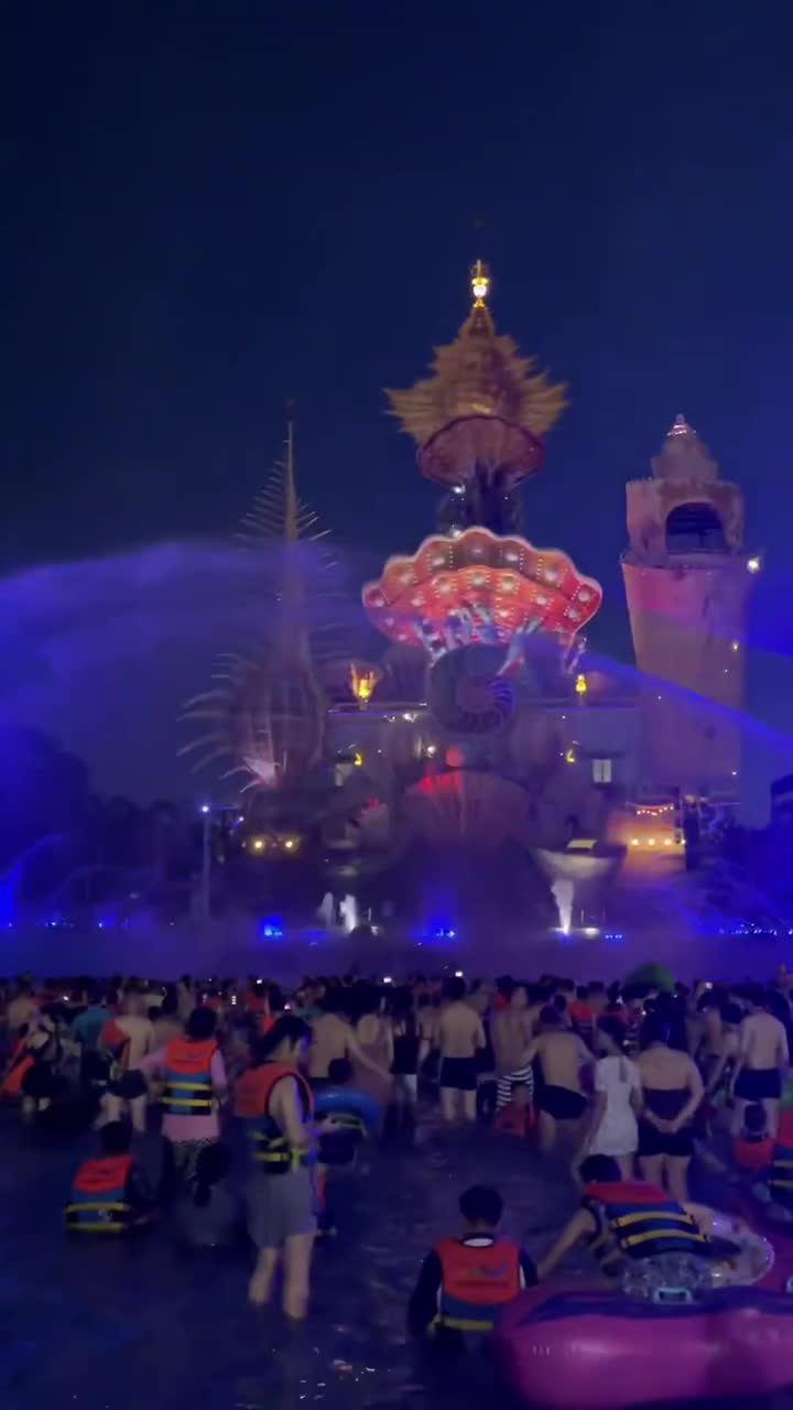 冰凉夏天即将到来，顺德欢乐海岸玛雅海滩水公园欢迎您！您准备好了吗？#佛山市顺德欢乐海岸#自联盟