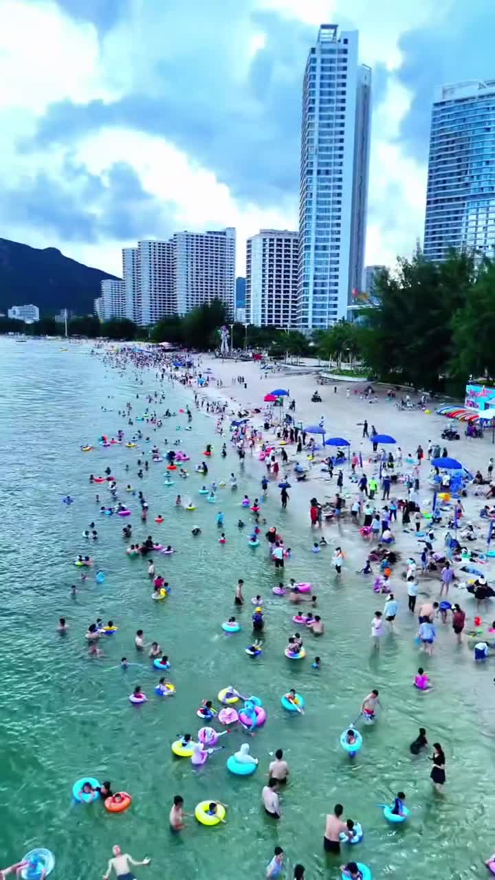 惠州巽寮湾 蓝蓝的 海面在发光！#惠东县巽寮湾	