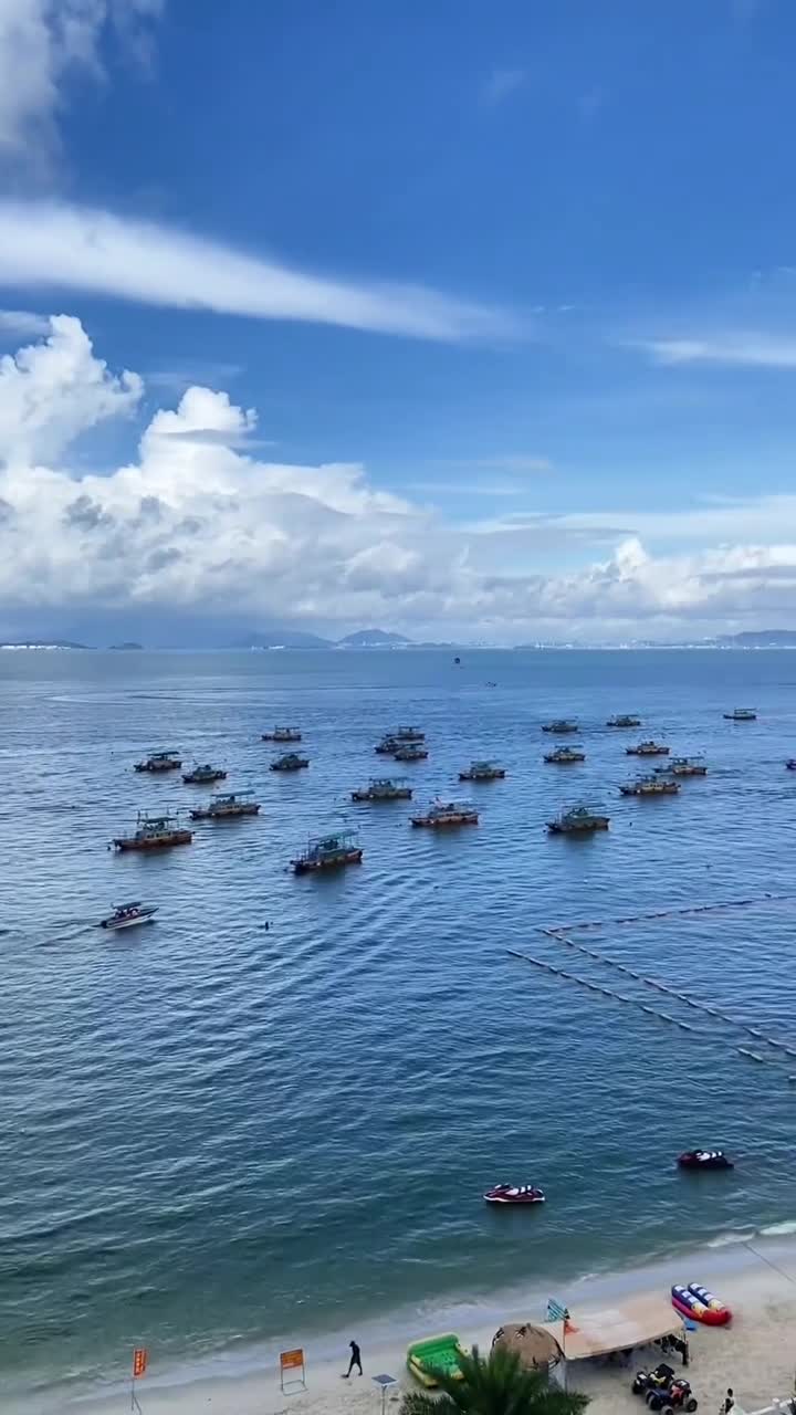 这是属于夏天的治愈之旅 这里是惠州巽寮湾，藏在广东的马尔代夫，是看海、看日出的最佳地点，海水清澈见底，超长的海岸线，风景优美的磨子石公园，这个夏天你确定不来吗 ？#惠东县巽寮湾	