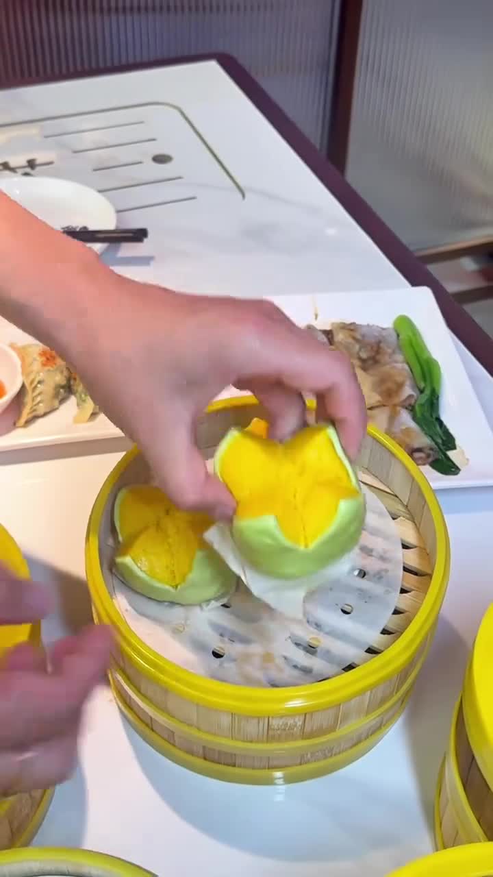 惠州客家茶楼里的手工点心，每一口都是客家风味的经典传承！#金华悦客家茶楼#自联盟
