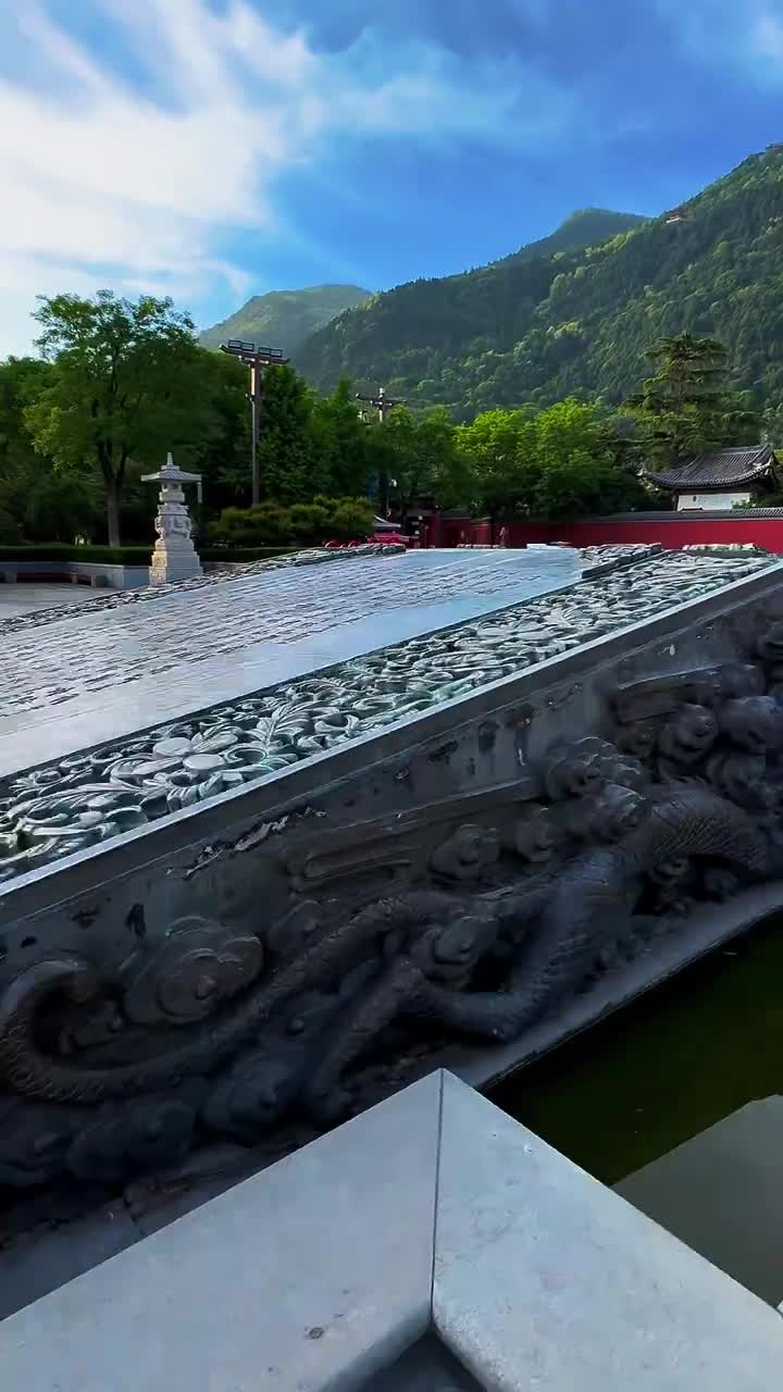 一眼千年， 写满历史的华清宫… 霓裳羽衣舞，一曲长恨歌，演绎着曾经的深情 浮光掠影间，穿越千年的爱恋！#华清宫#自盟联