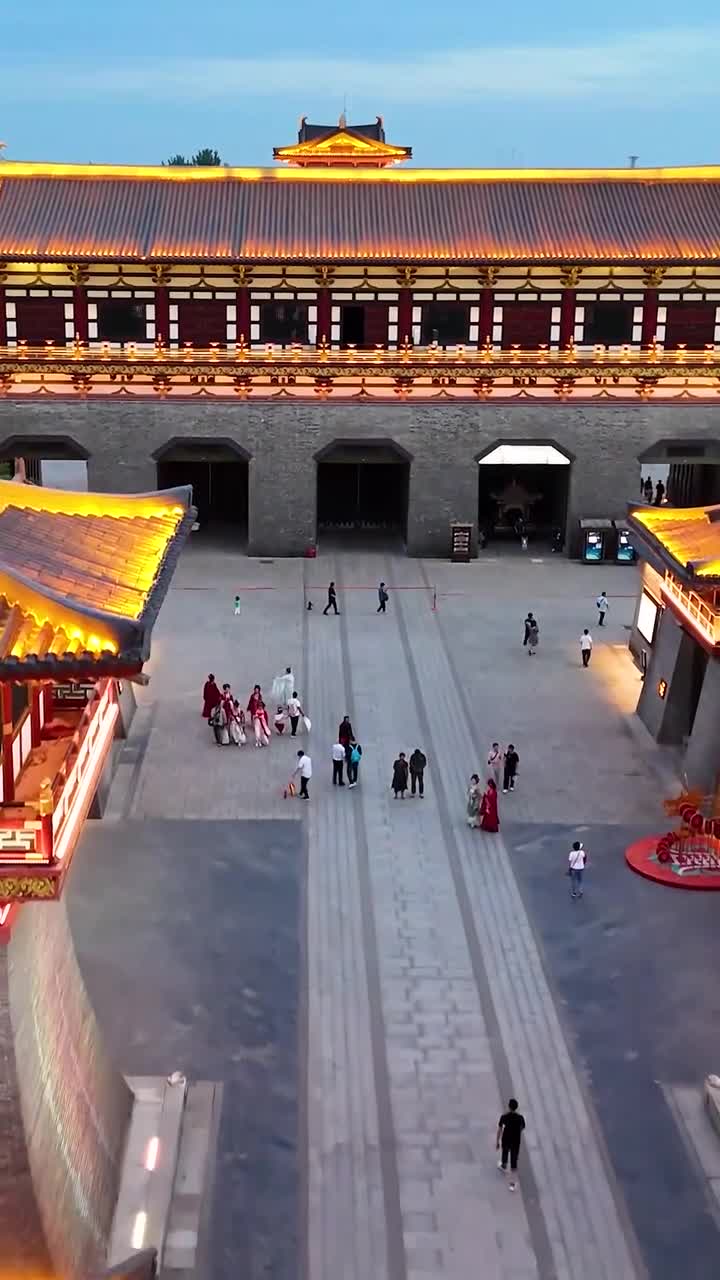 在襄阳唐城影视基地拍摄的有电视剧《天盛长歌》《艳骨》、电影《妖猫传》等作品#襄阳唐城影视基地#自联盟