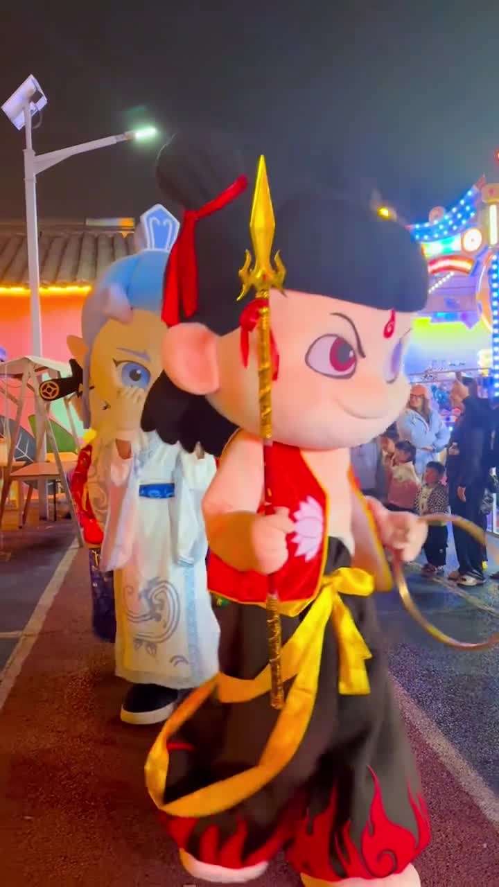 主题乐园 ，美丽夜景太迷人 生日快乐，霞湖古寨欢乐世界#霞湖古寨欢乐世界游乐园#自联盟