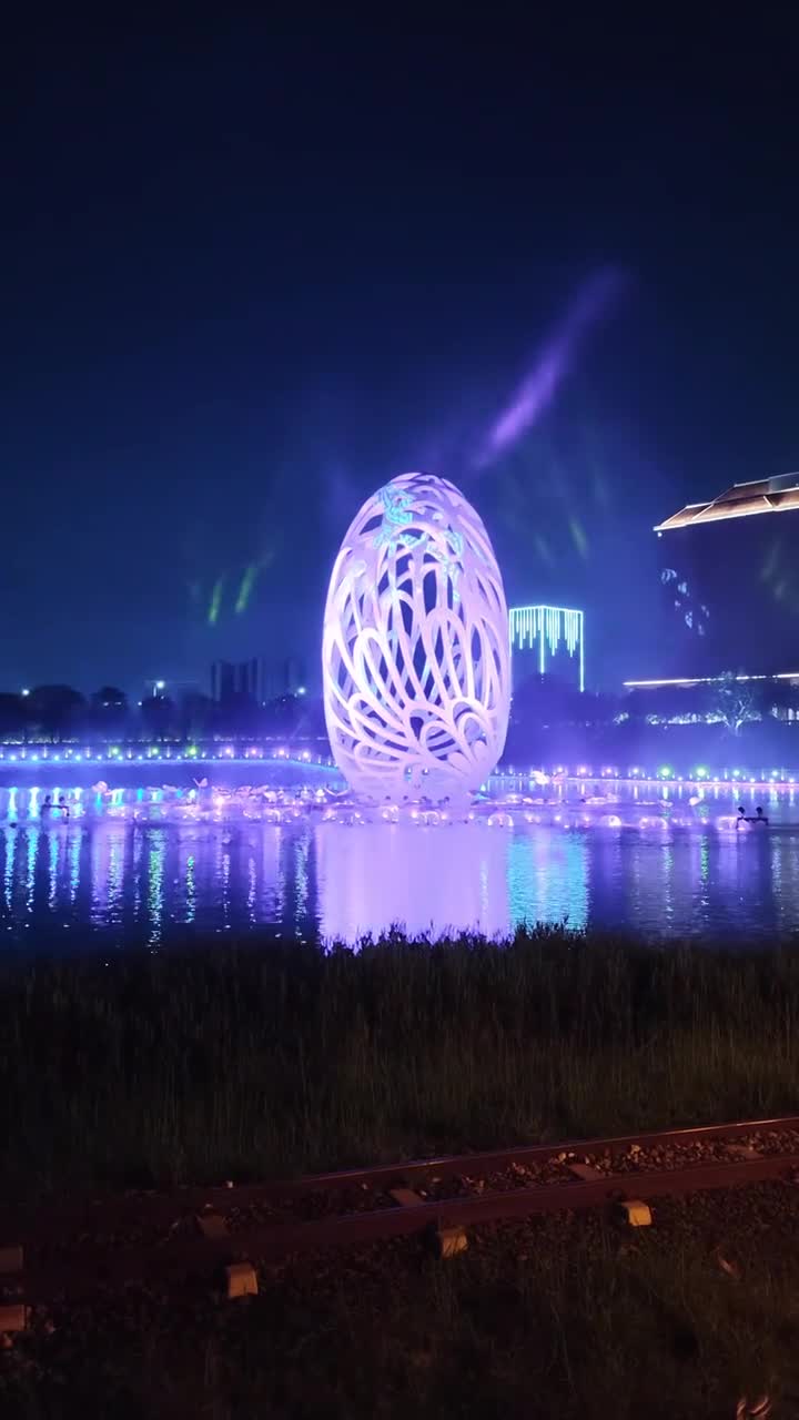 赴一场春日之约，千花洲桃花开了，把春天揉进惠州花海里 #惠州千花洲度假区#自联盟