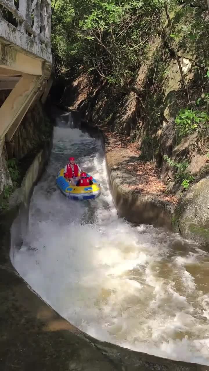 3亲子游玩好去处 # 夏日峡谷漂.流#平安峡漂流#自联盟
