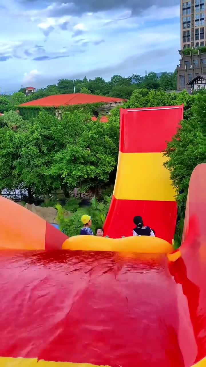 为了这些镜头，我每个项目都玩了一遍。#客天下恐龙水世界#自联盟